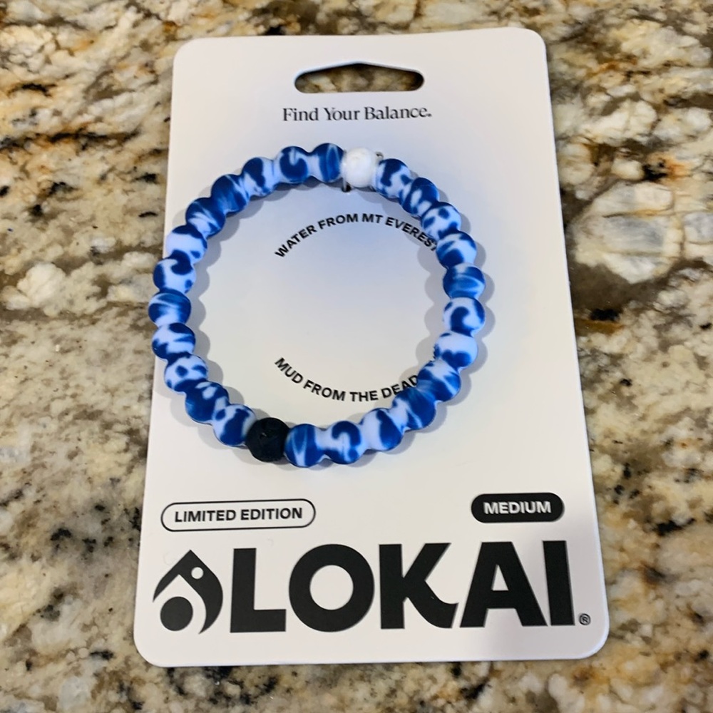 Lokai find your balance brand new never worn deal with packaging